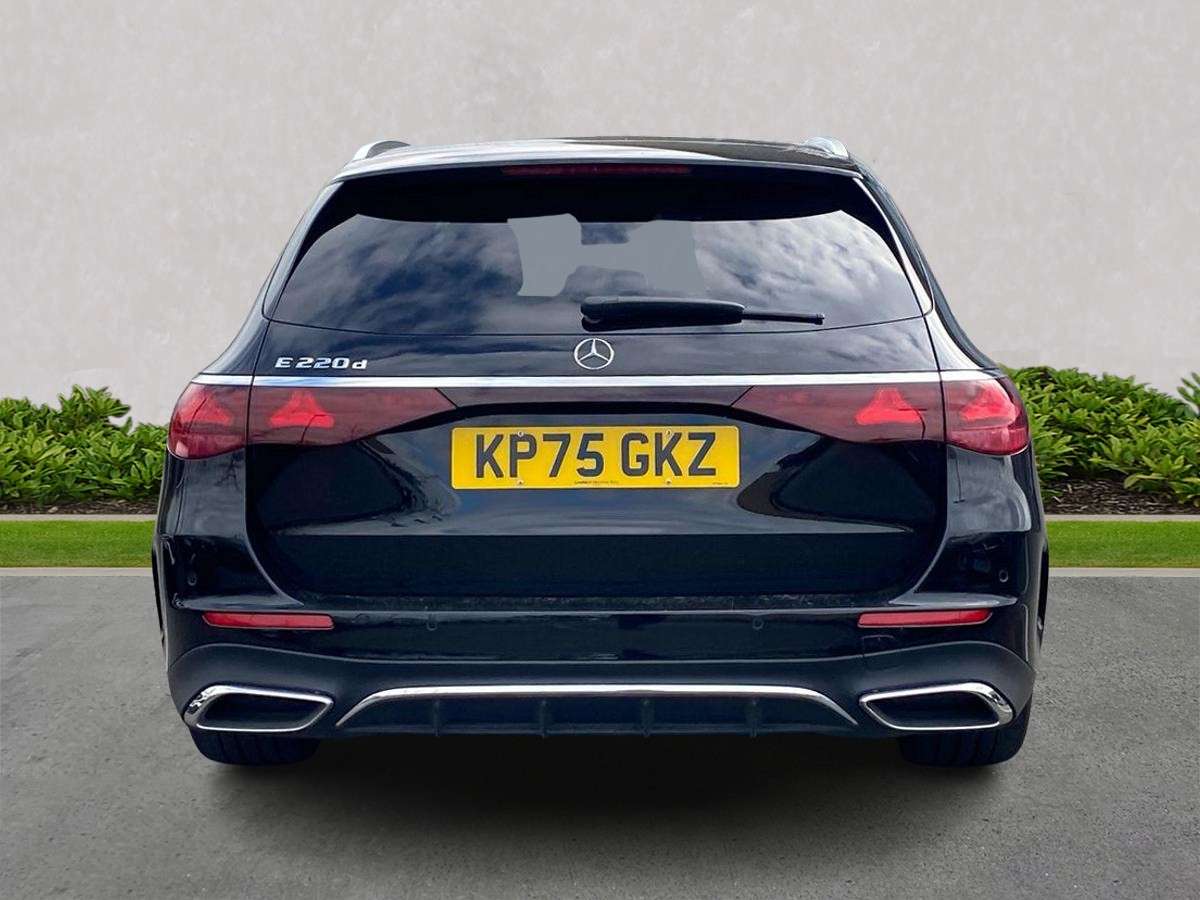 Used Mercedes-Benz E Class 2025 for sale - 78196118: Photo 4