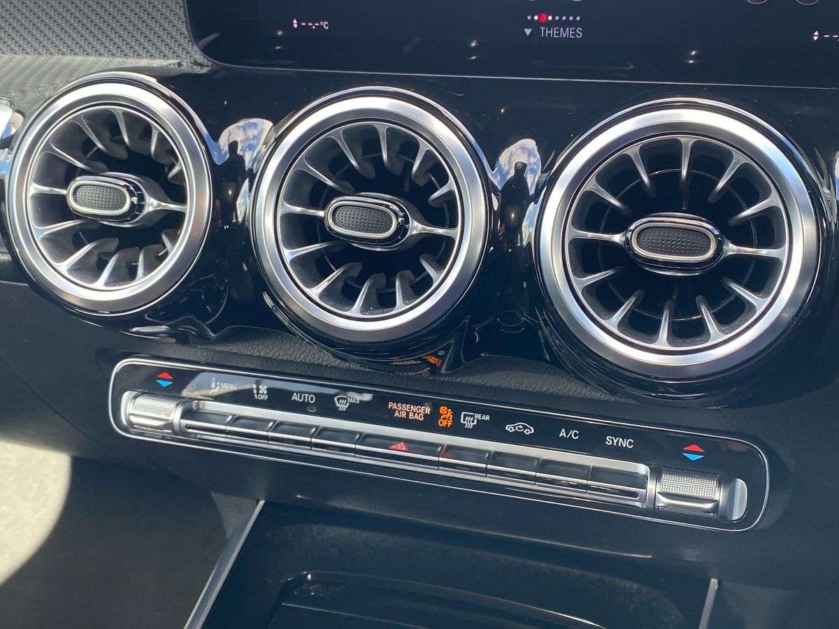 Used Mercedes-Benz GLB 2023 for sale - 78196299: Photo 12