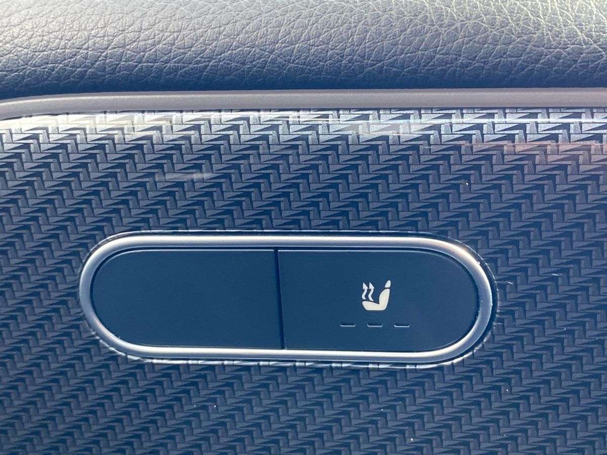 Used Mercedes-Benz GLB 2023 for sale - 78196299: Photo 25