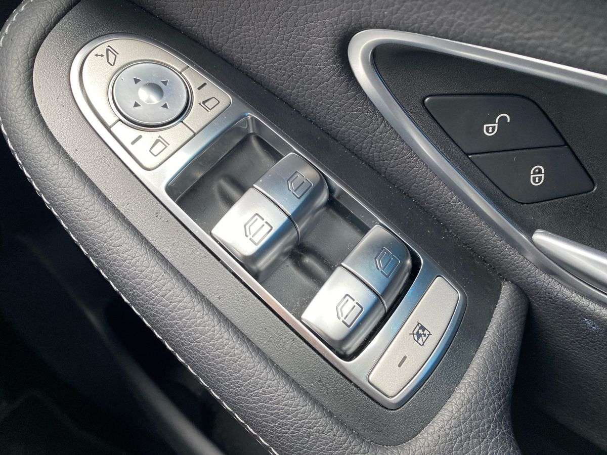 Used Mercedes-Benz EQC 2023 for sale - 78098331: Photo 30