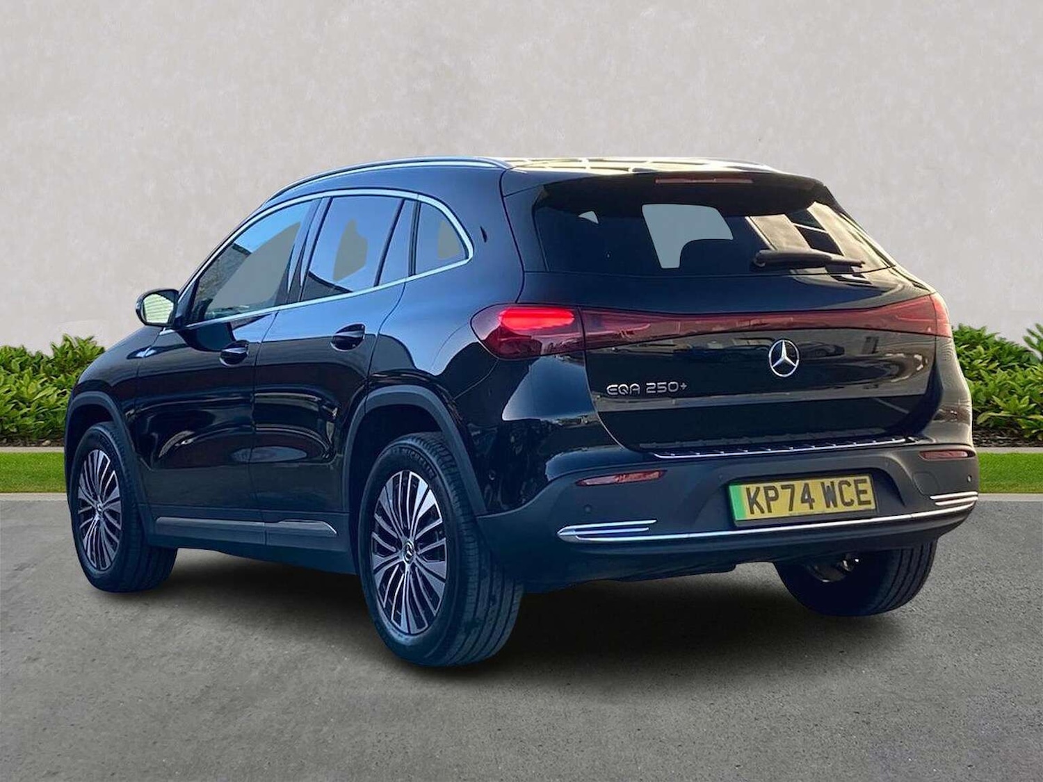 Used Mercedes-Benz EQA 2024 for sale - 77595509: Photo 3