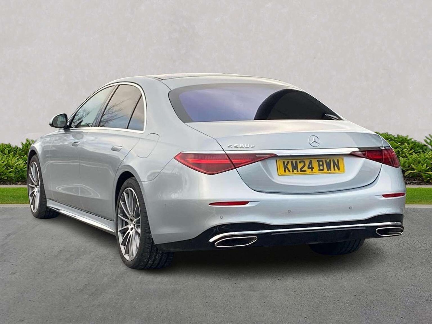 Used Mercedes-Benz S Class 2024 for sale - 77568669: Photo 2