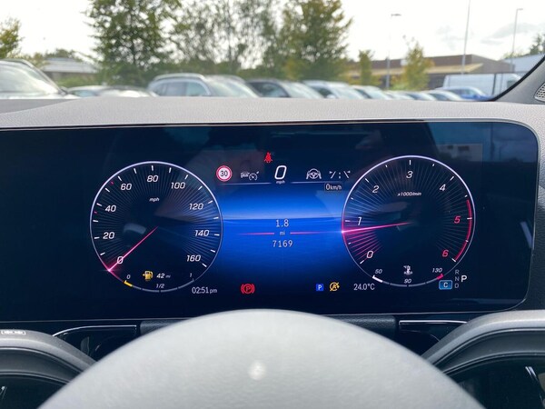 Used Mercedes-Benz GLA 2024 for sale - 75613762: Photo 10