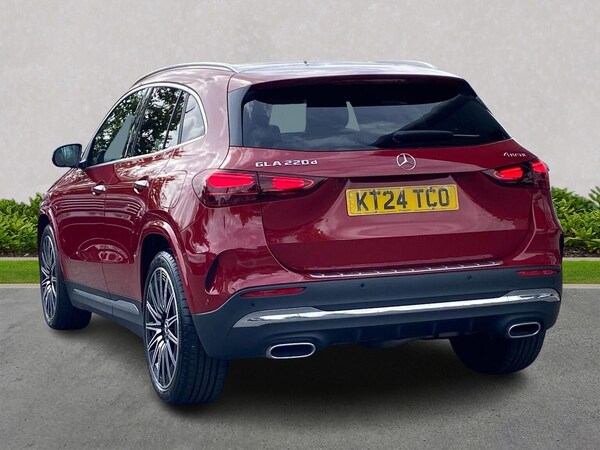 Used Mercedes-Benz GLA 2024 for sale - 75613762: Photo 2
