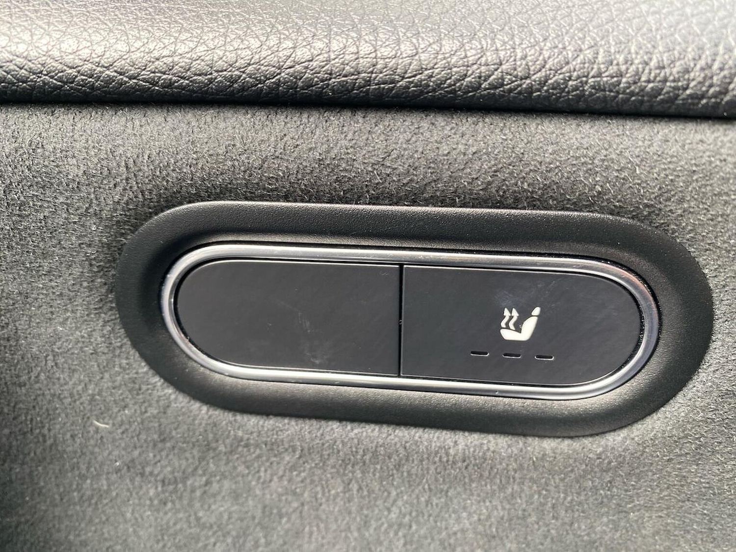 Used Mercedes-Benz A-Class 2019 for sale - 76142912: Photo 31