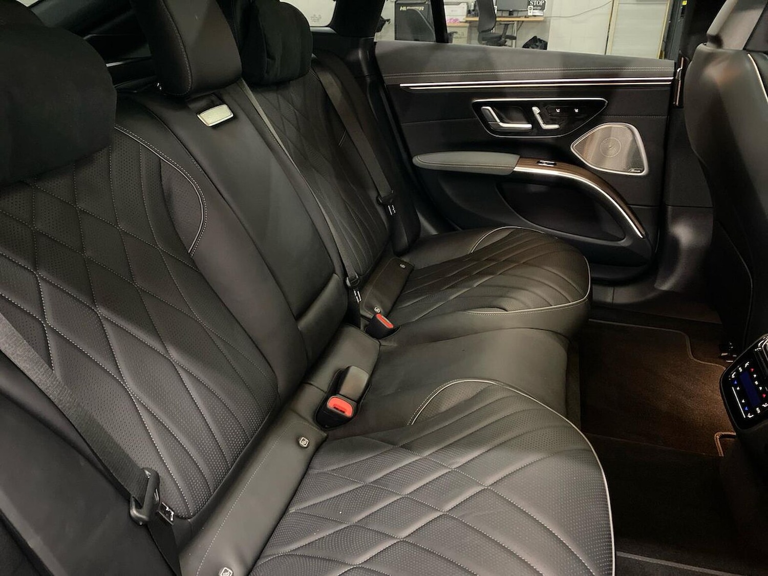 Used Mercedes-Benz EQS 2023 for sale - 76799389: Photo 16