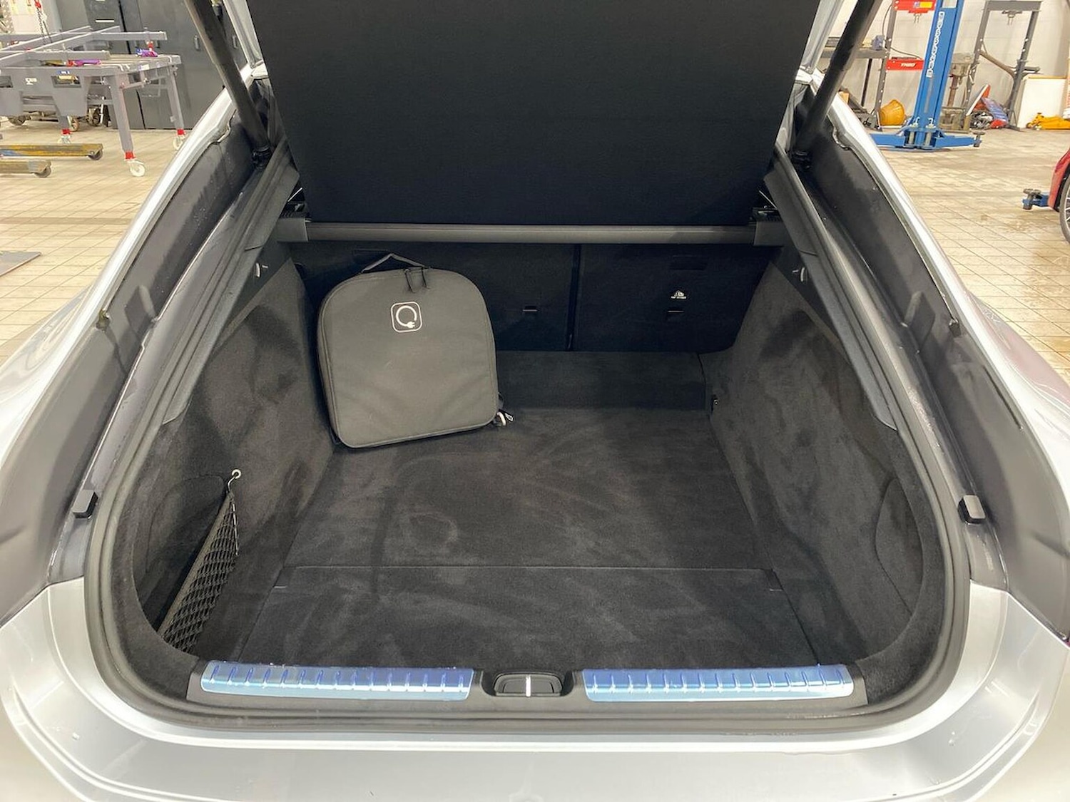 Used Mercedes-Benz EQS 2023 for sale - 76799389: Photo 17