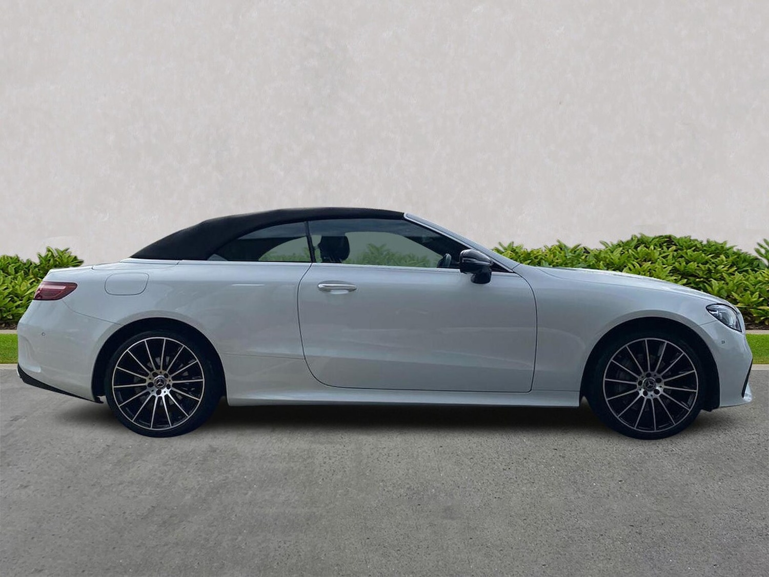 Used Mercedes-Benz E Class 2023 for sale - 76391723: Photo 3