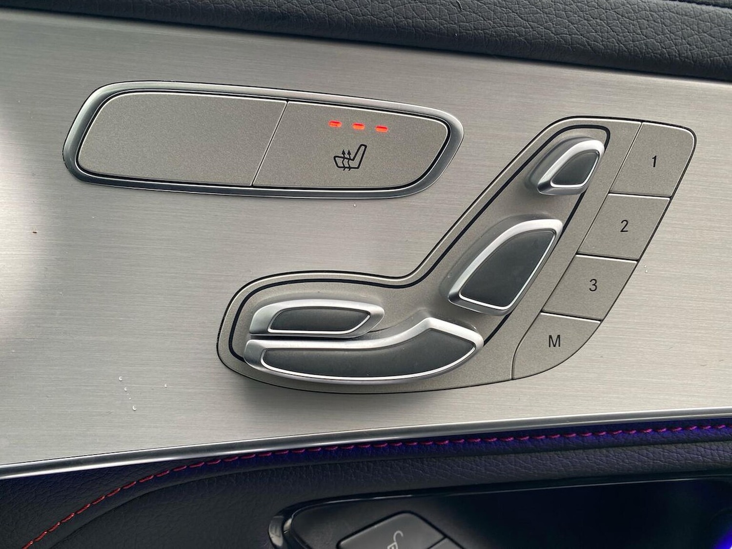 Used Mercedes-Benz GLC 2022 for sale - 76666180: Photo 30