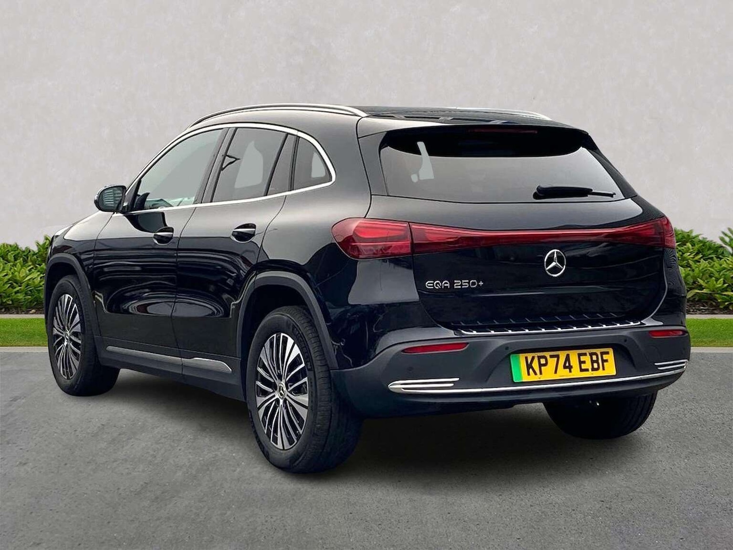 Used Mercedes-Benz EQA 2024 for sale - 77629370: Photo 2