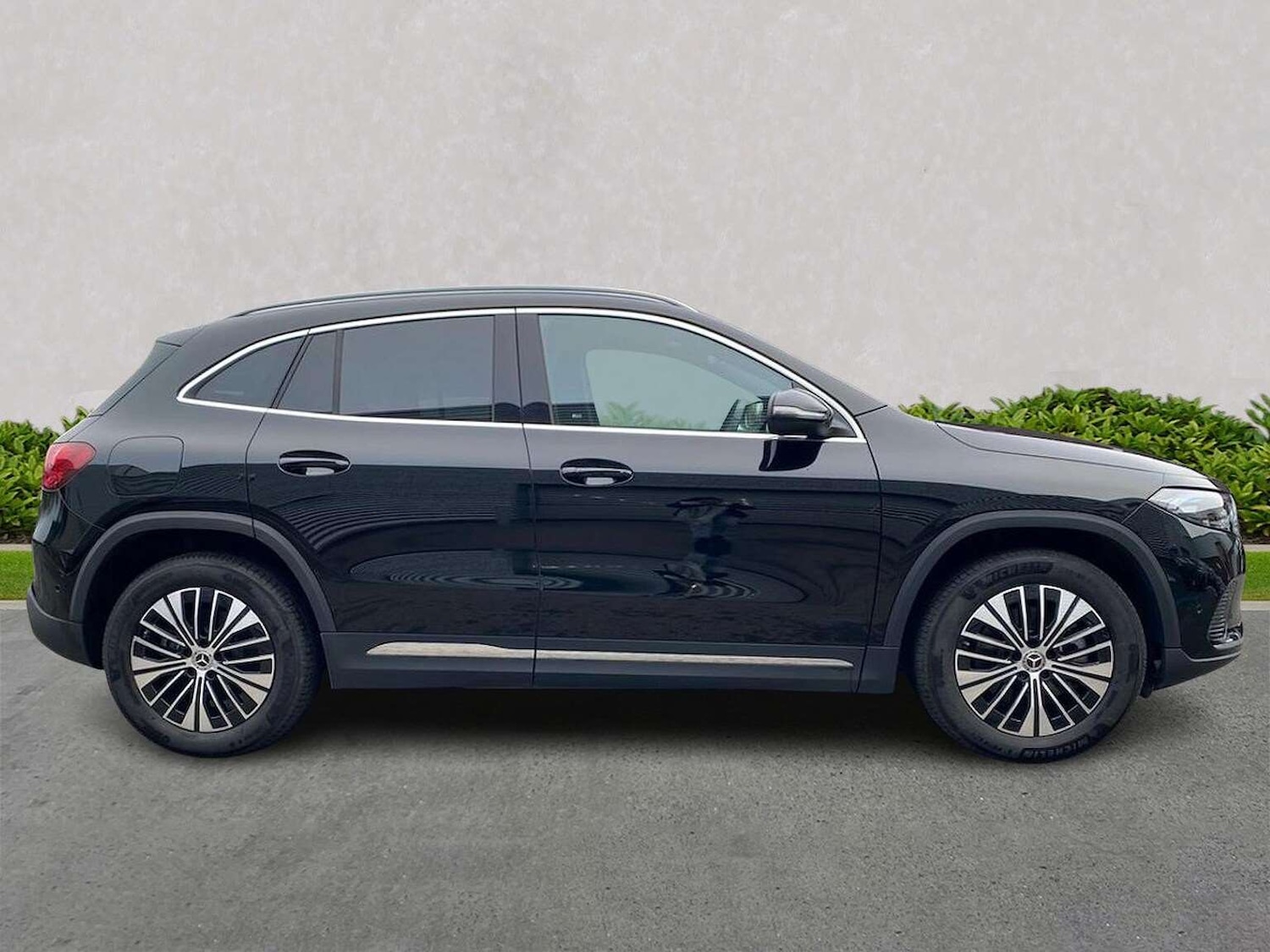 Used Mercedes-Benz EQA 2024 for sale - 77629370: Photo 3