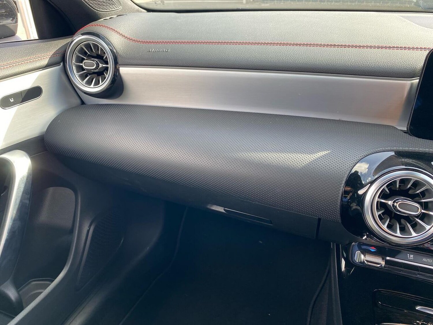 Used Mercedes-Benz CLA 2024 for sale - 75957113: Photo 30