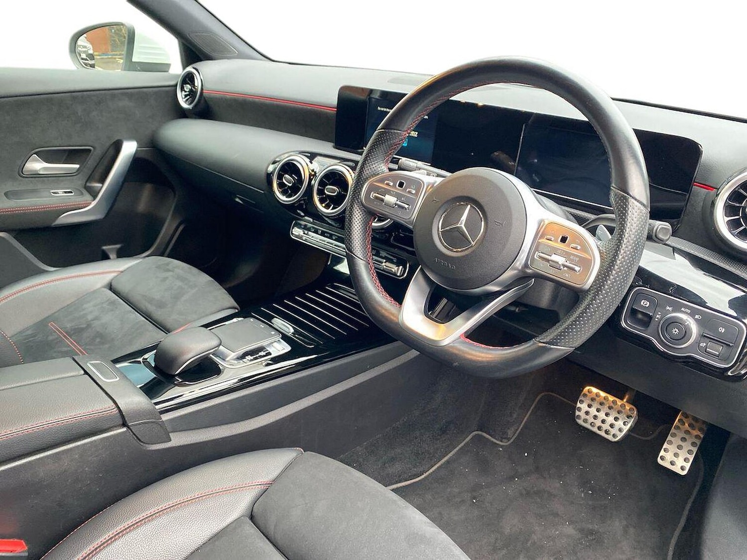 Used Mercedes-Benz A-Class 2019 for sale - 77034611: Photo 15