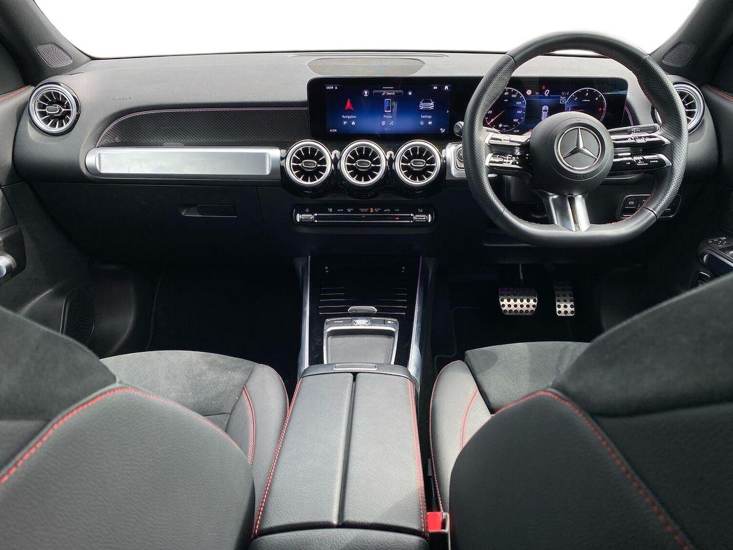 Used Mercedes-Benz GLB 2024 for sale - 76531414: Photo 8