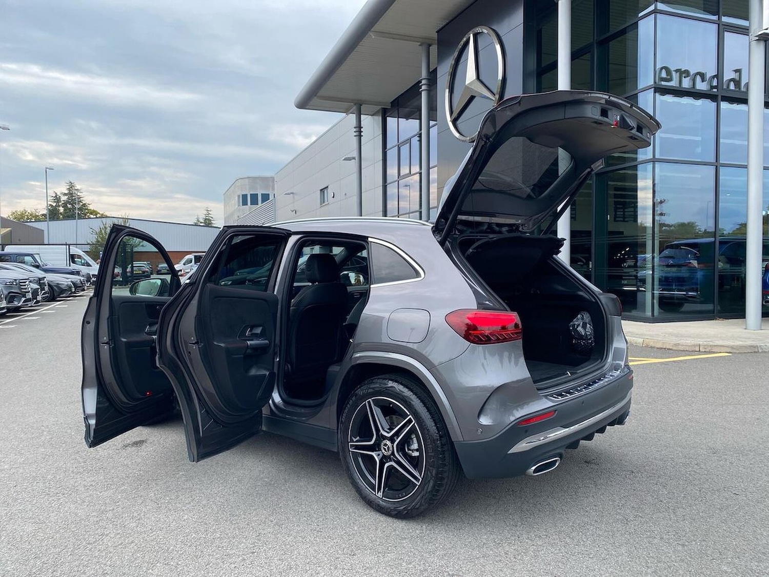 Used Mercedes-Benz GLA 2024 for sale - 76577206: Photo 40