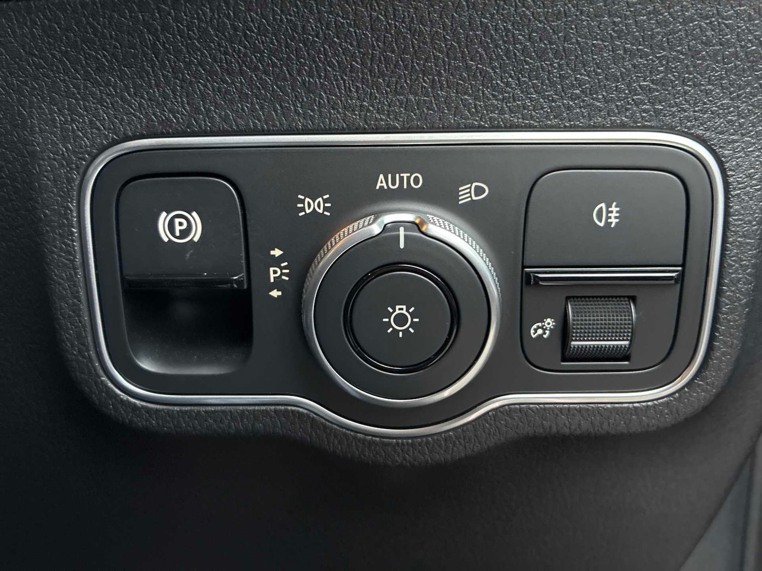 Used Mercedes-Benz GLB 2025 for sale - 78121889: Photo 26