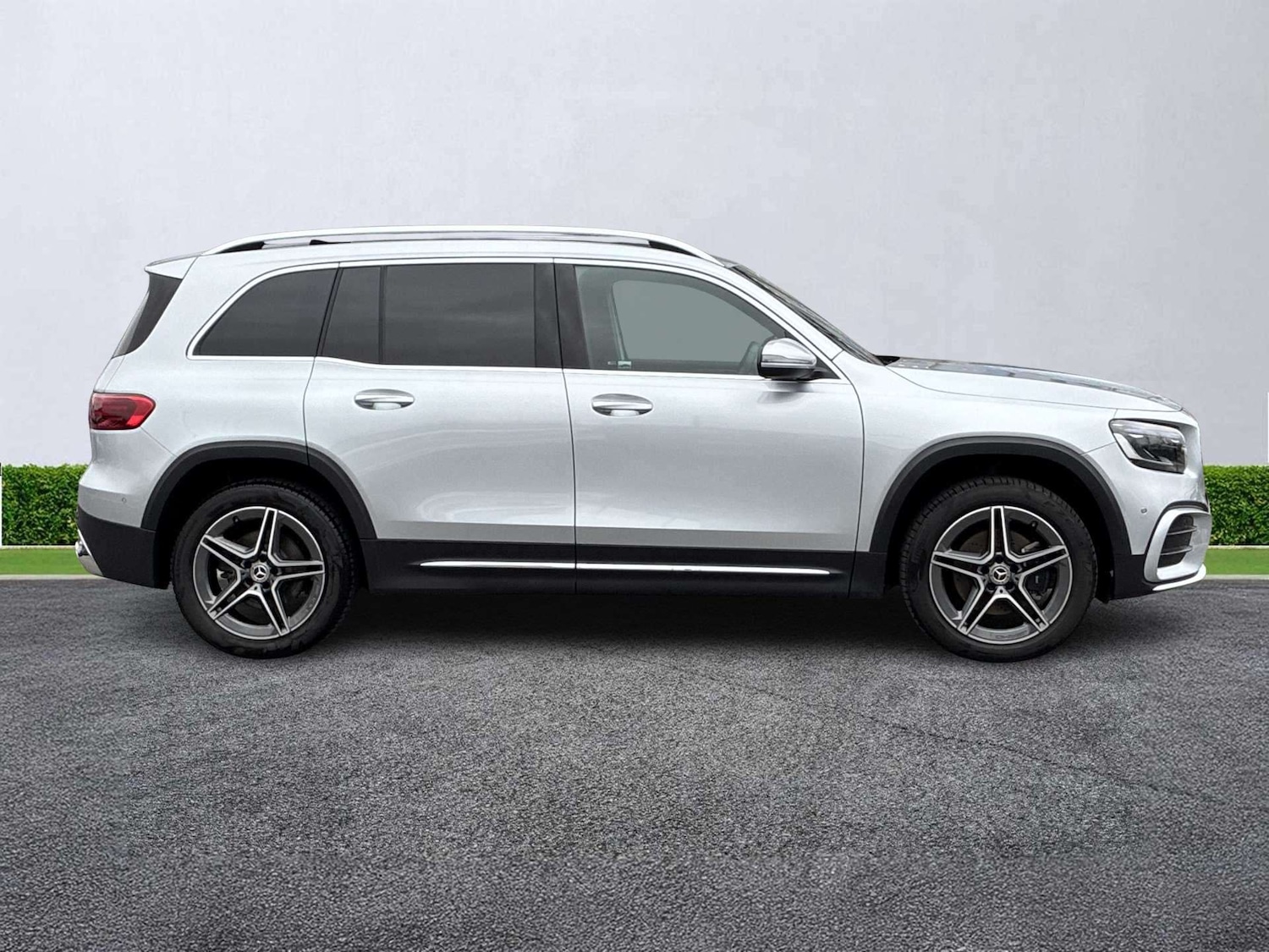 Used Mercedes-Benz GLB 2025 for sale - 78121889: Photo 3