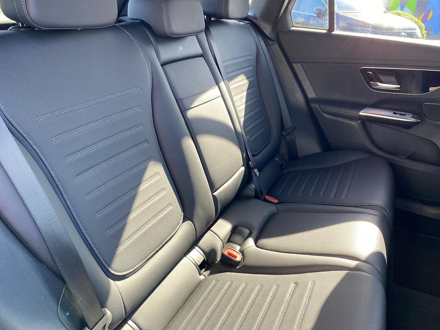 Used Mercedes-Benz GLC 2023 for sale - 76027558: Photo 16