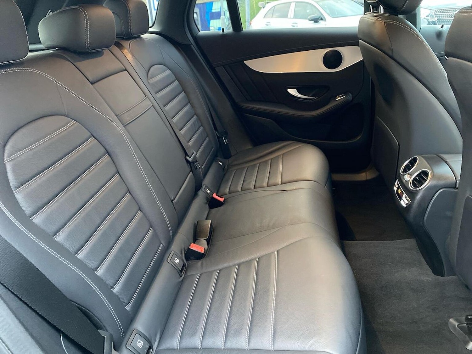 Used Mercedes-Benz GLC 2022 for sale - 76974528: Photo 16