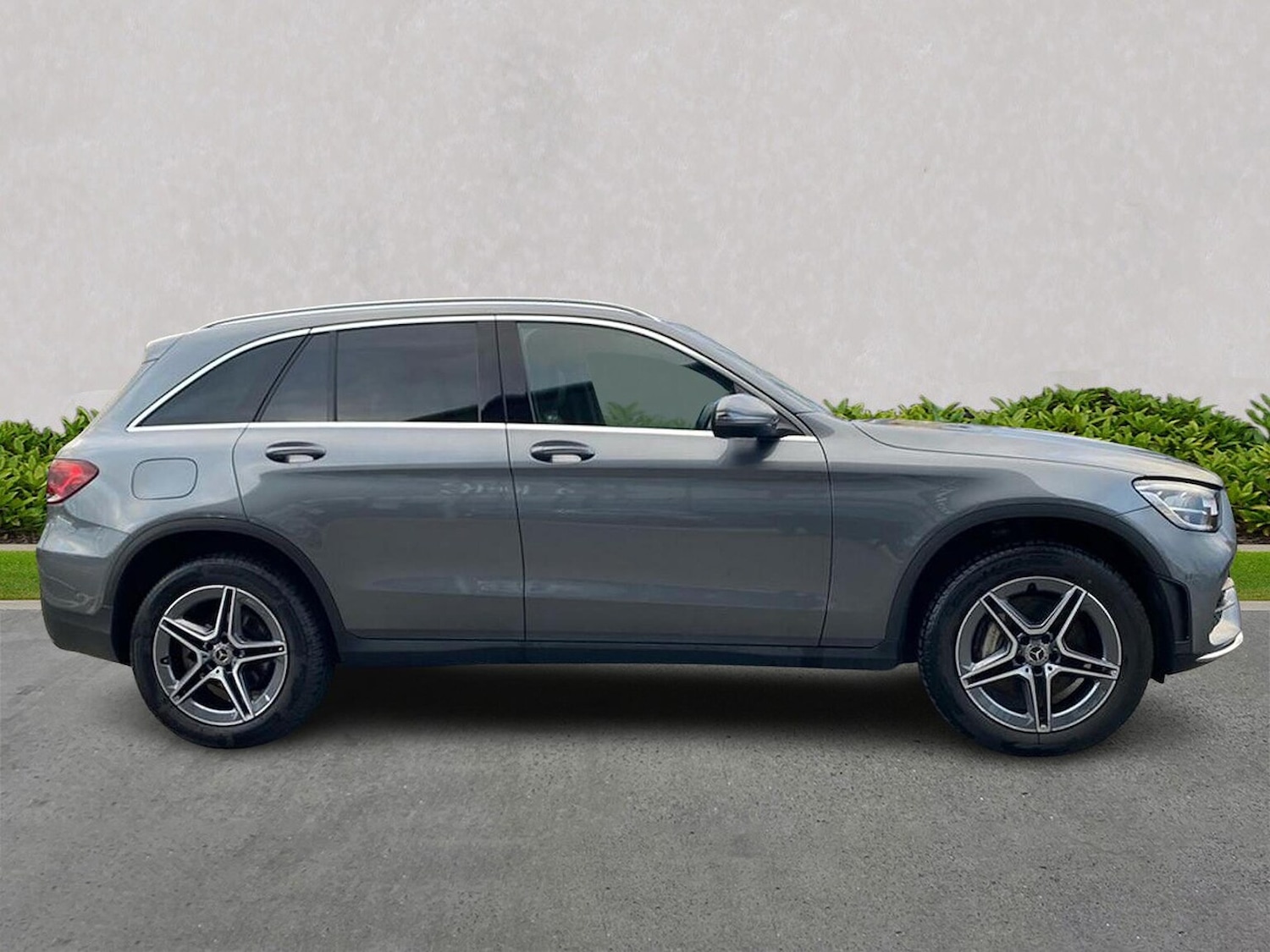 Used Mercedes-Benz GLC 2022 for sale - 76974528: Photo 3