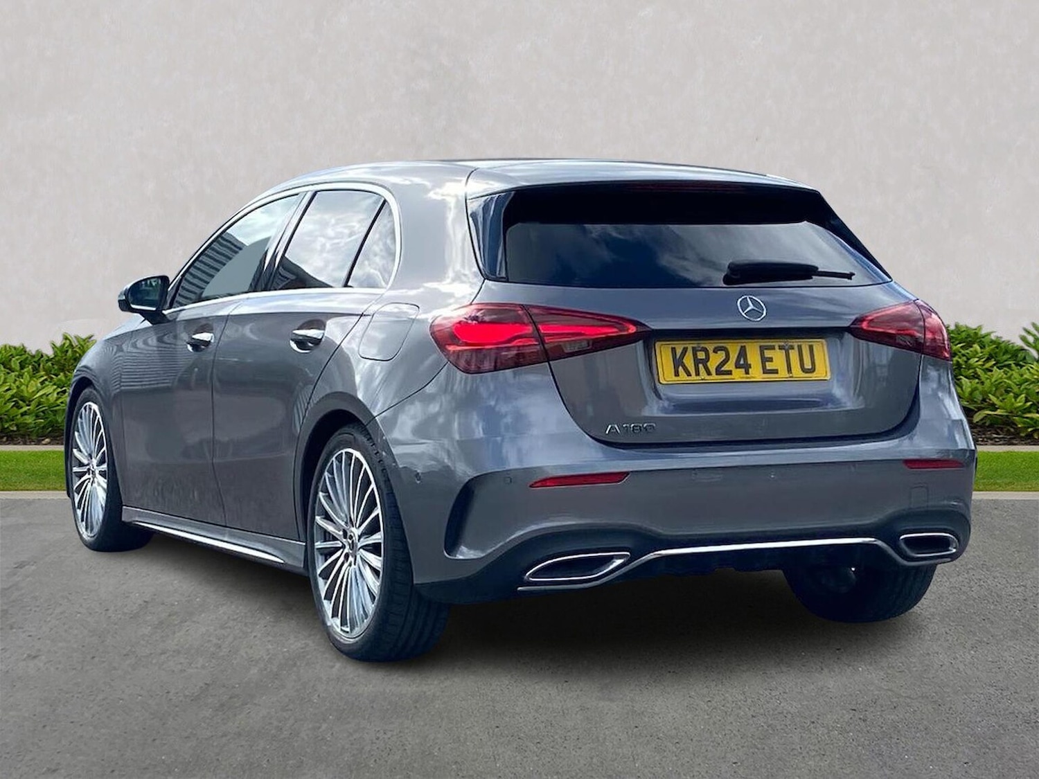 Used Mercedes-Benz A-Class 2024 for sale - 75983954: Photo 2