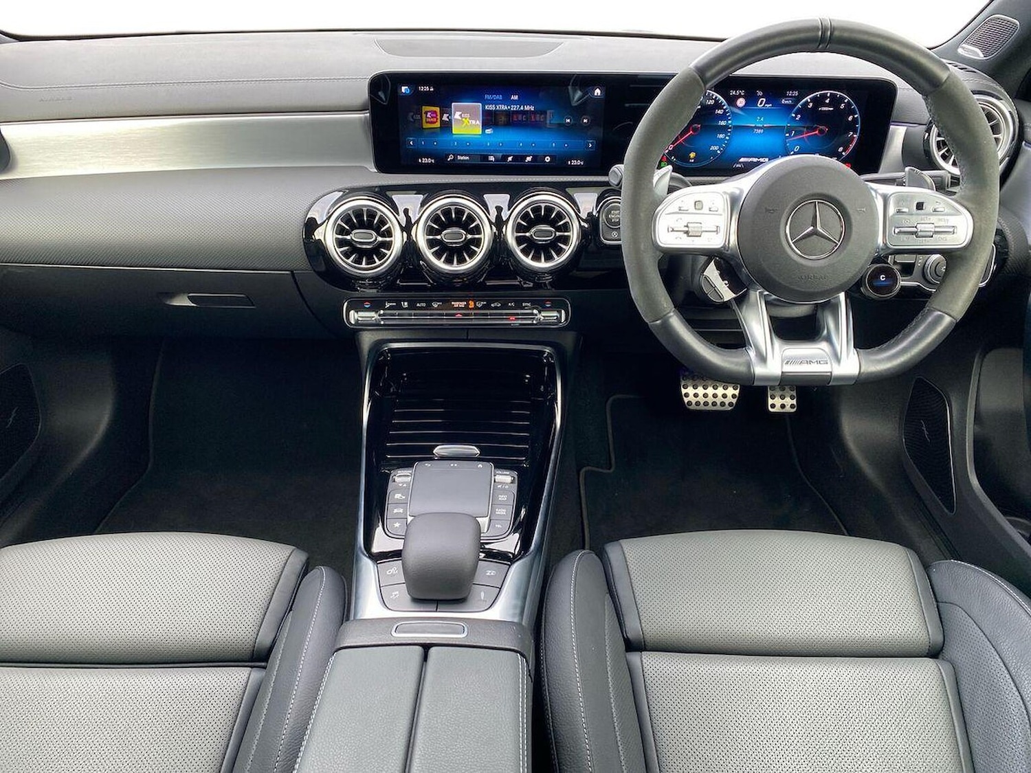 Used Mercedes-Benz A-Class 2021 for sale - 76464645: Photo 10