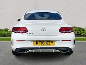 Used Mercedes-Benz C Class 2016 for sale - 79400698: Photo