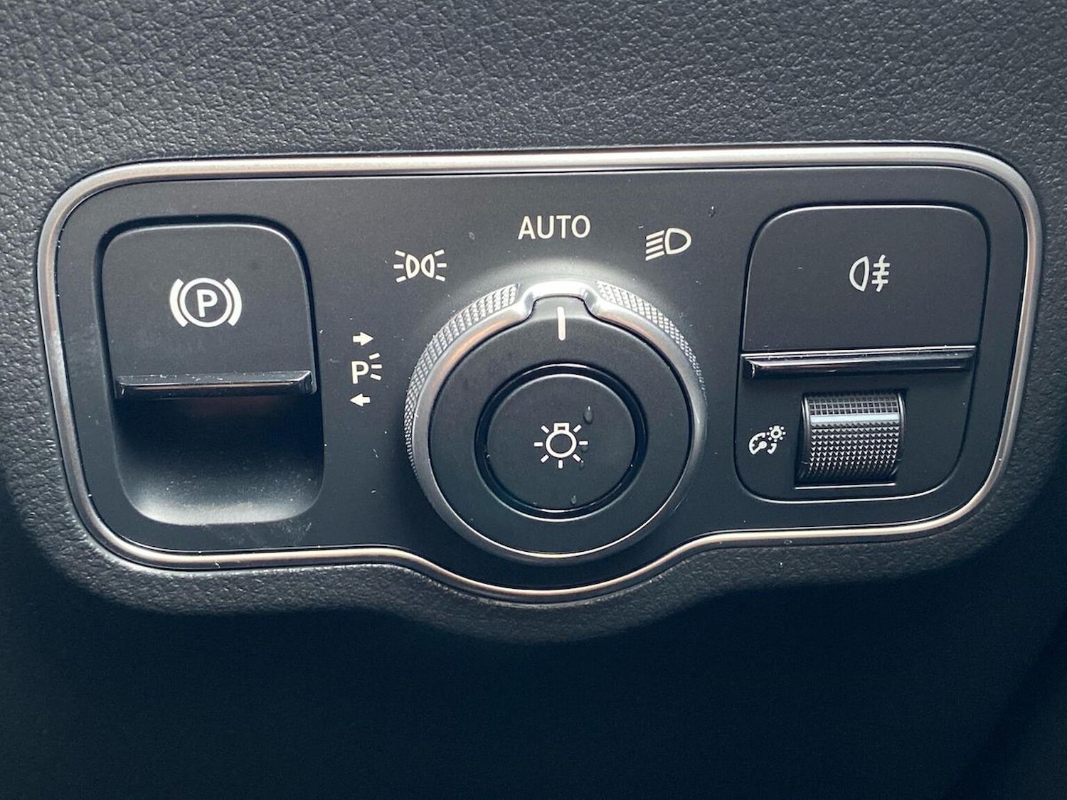 Used Mercedes-Benz GLA 2024 for sale - 76324636: Photo 22