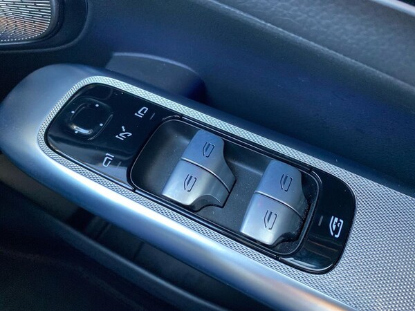 Used Mercedes-Benz GLC 2023 for sale - 76207426: Photo 21