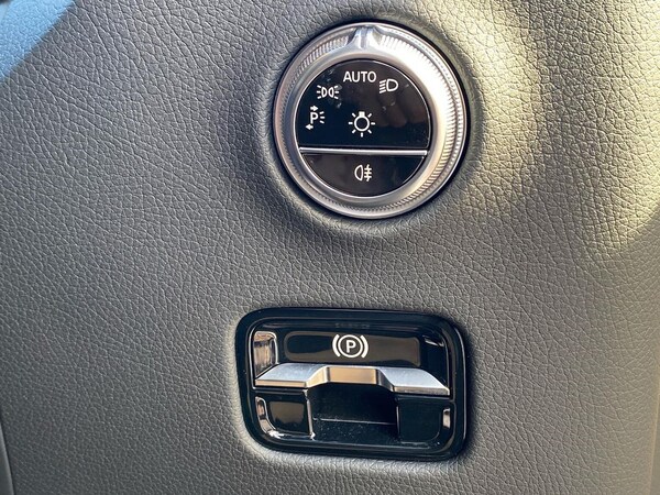 Used Mercedes-Benz GLC 2023 for sale - 76207426: Photo 22