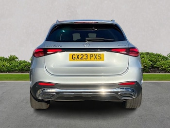 Used Mercedes-Benz GLC 2023 for sale - 76207426: Photo 4