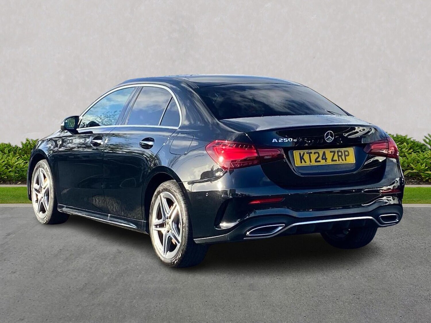 Used Mercedes-Benz A-Class 2024 for sale - 76682630: Photo 2