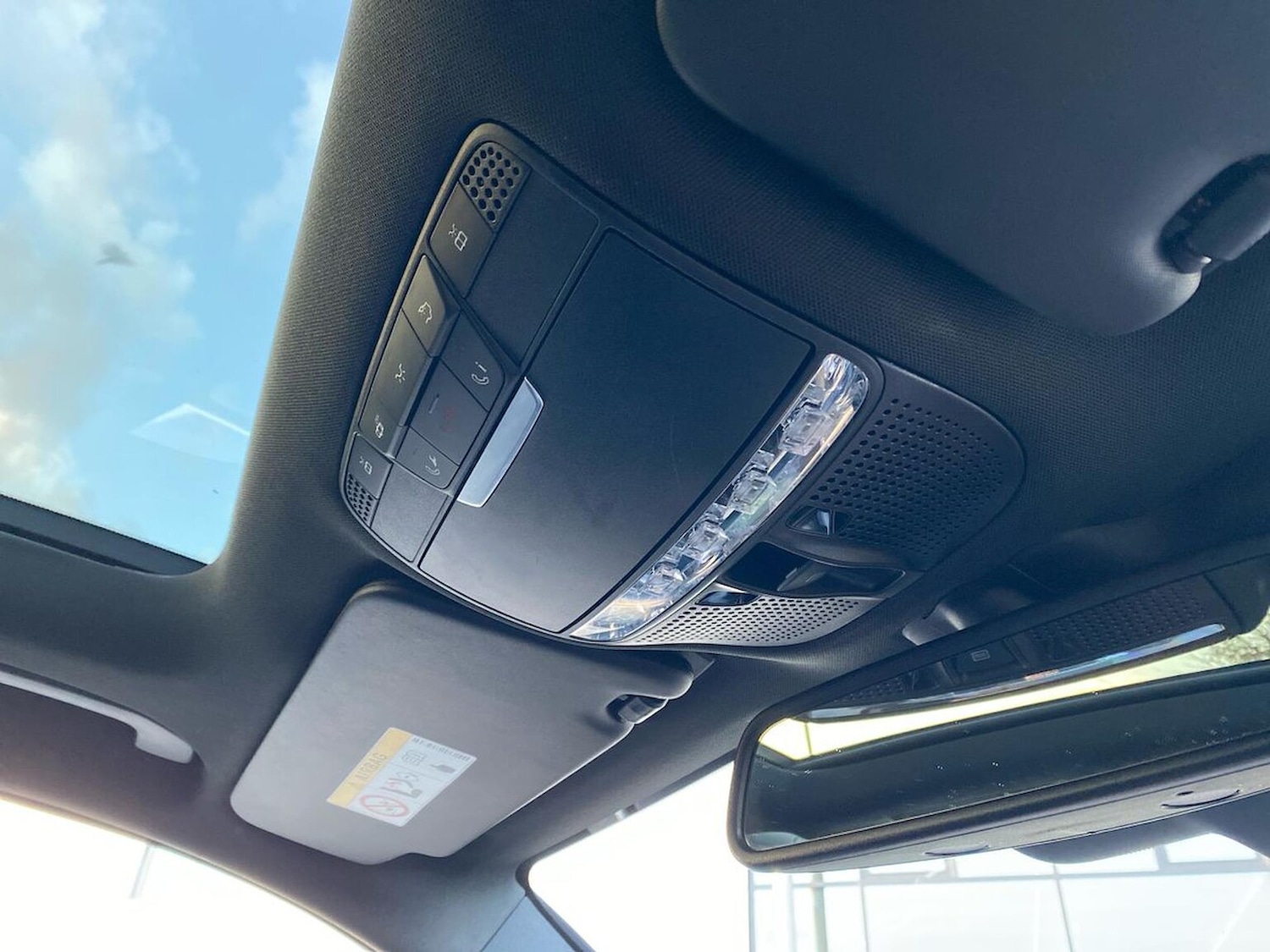 Used Mercedes-Benz GLC 2018 for sale - 76403428: Photo 14