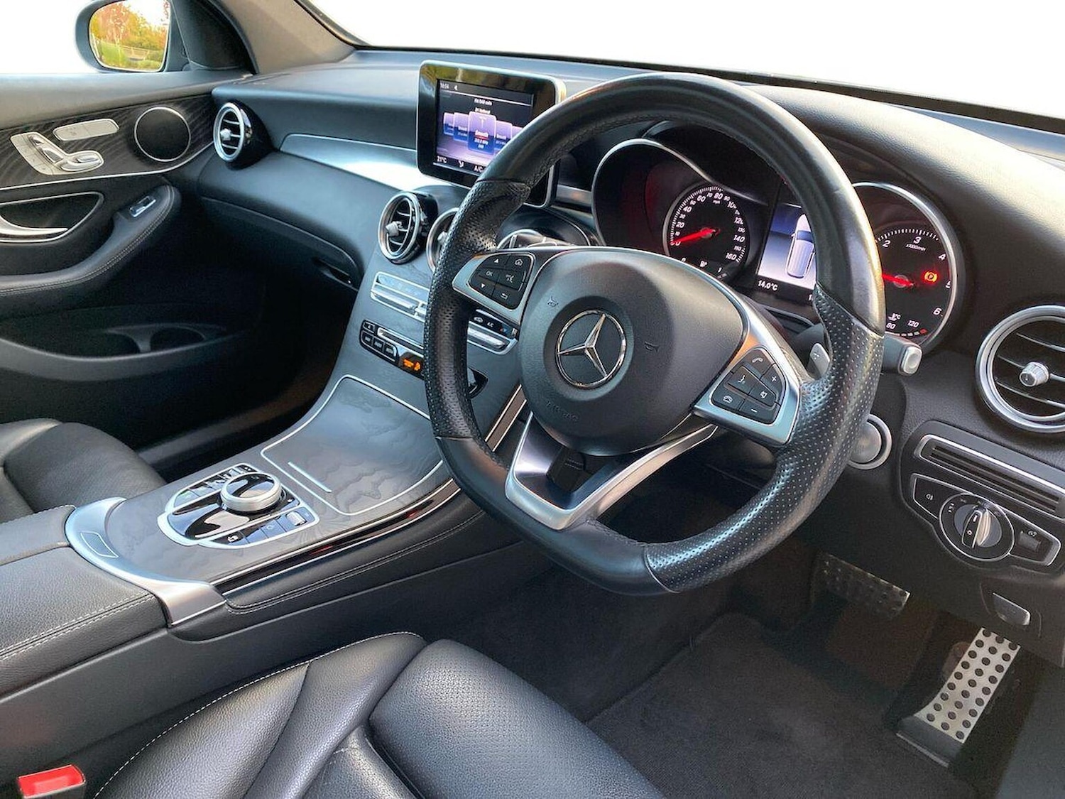 Used Mercedes-Benz GLC 2018 for sale - 76403428: Photo 15