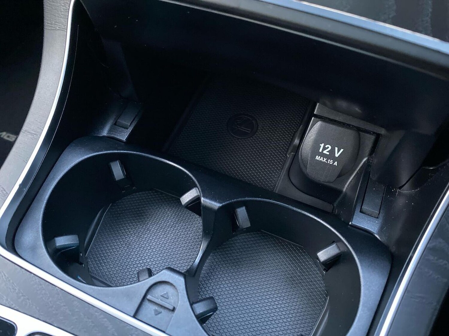 Used Mercedes-Benz GLC 2018 for sale - 76403428: Photo 32