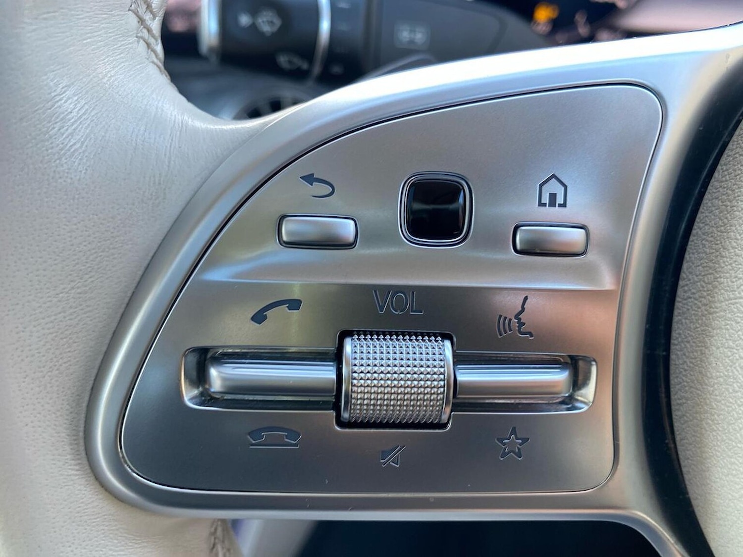 Used Mercedes-Benz CLS 2019 for sale - 76402445: Photo 26