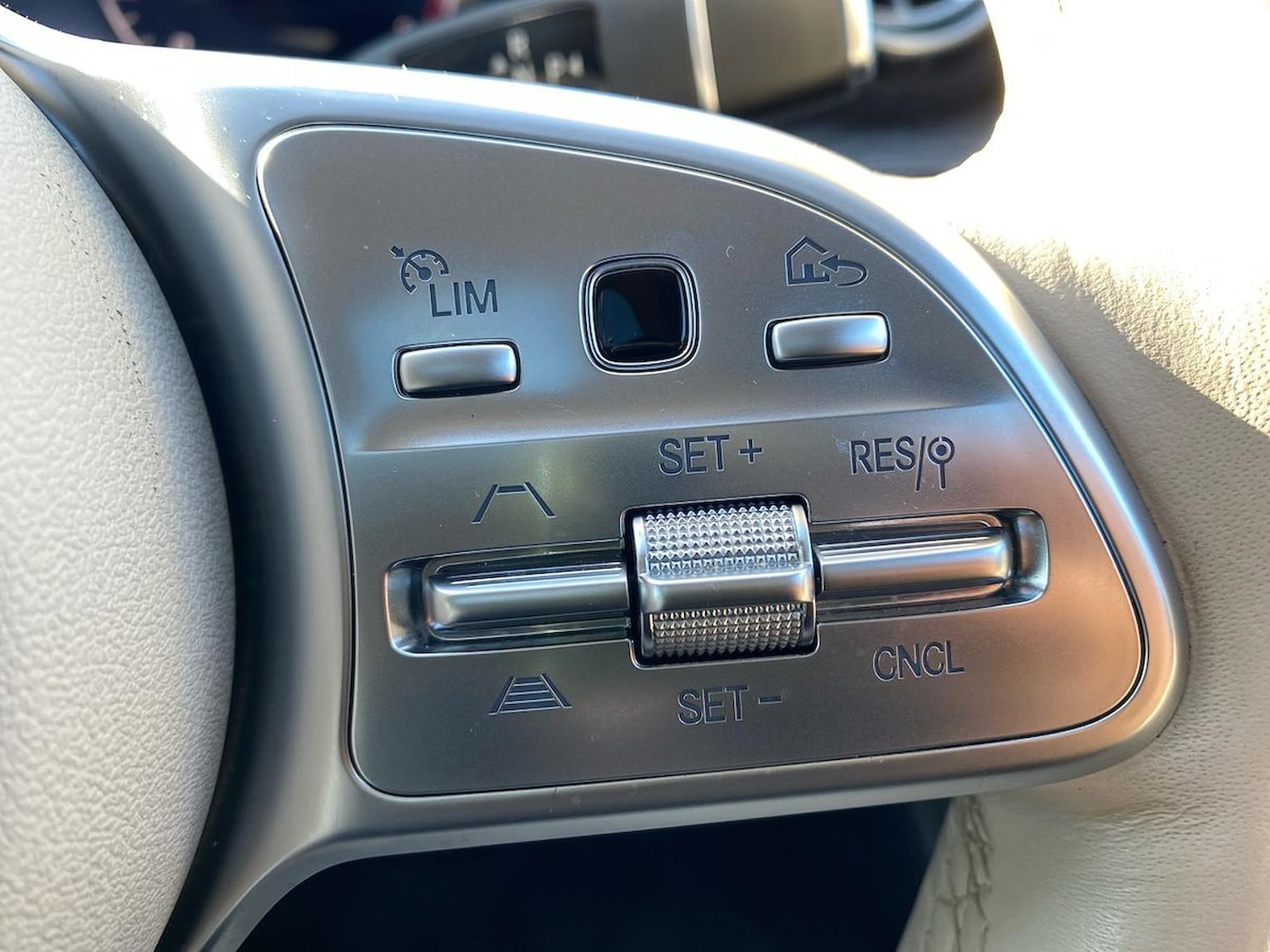 Used Mercedes-Benz CLS 2019 for sale - 76402445: Photo 27