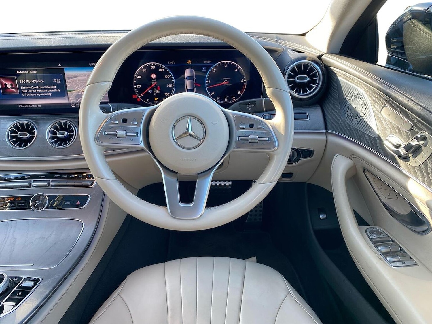 Used Mercedes-Benz CLS 2019 for sale - 76402445: Photo 9