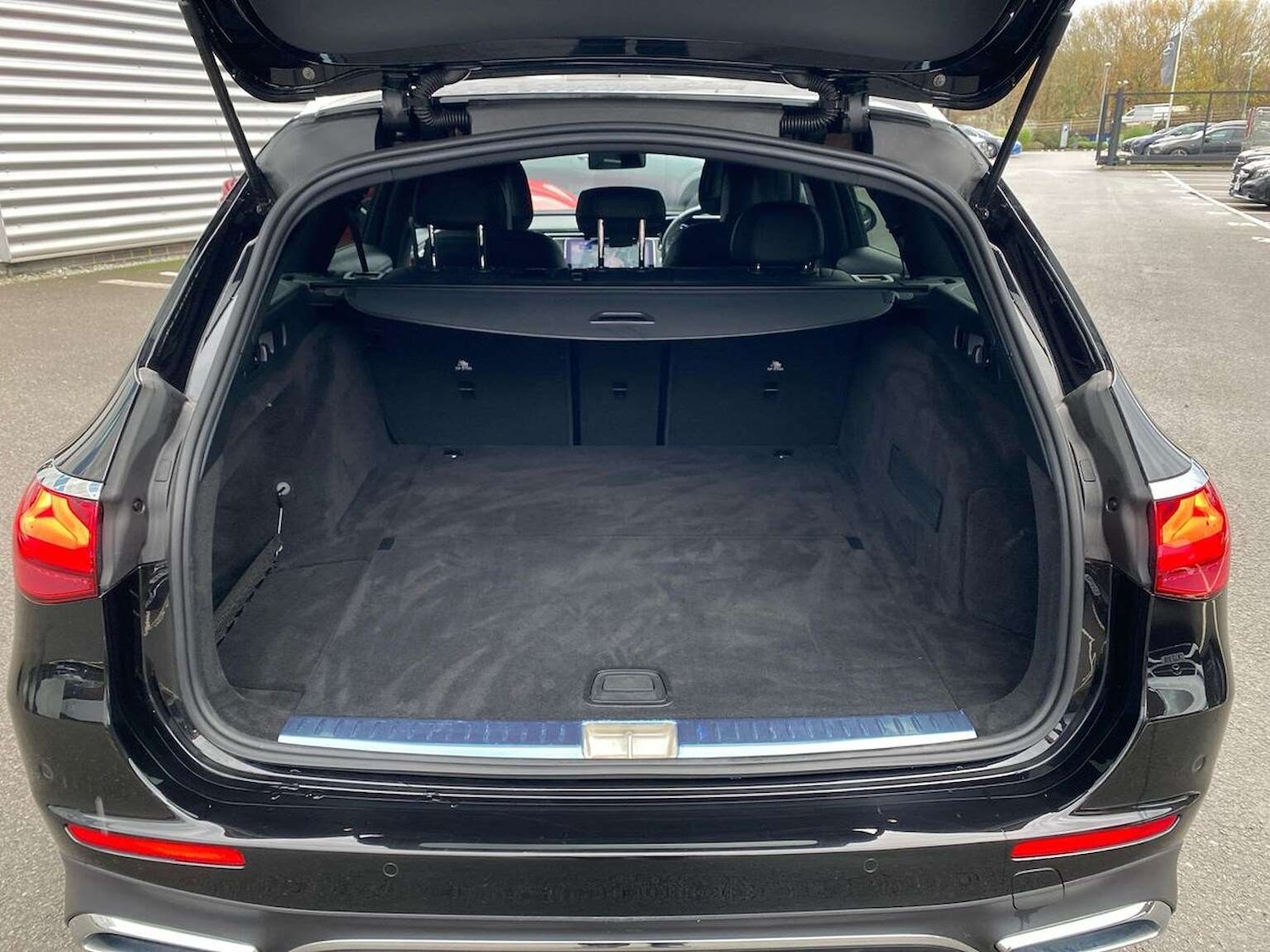 Used Mercedes-Benz E Class 2024 for sale - 77568695: Photo 17