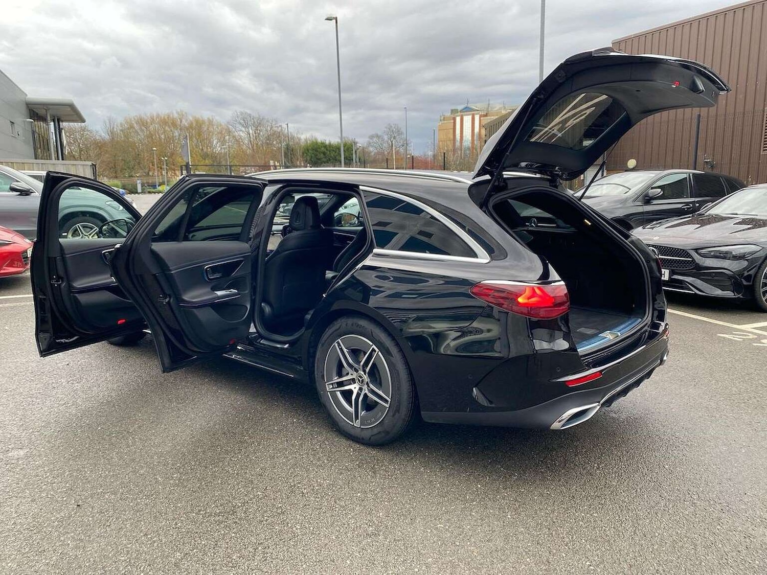 Used Mercedes-Benz E Class 2024 for sale - 77568695: Photo 40