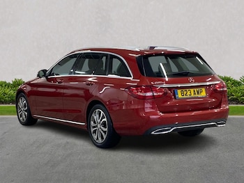 Used Mercedes-Benz C Class 2015 for sale - 76982880: Photo