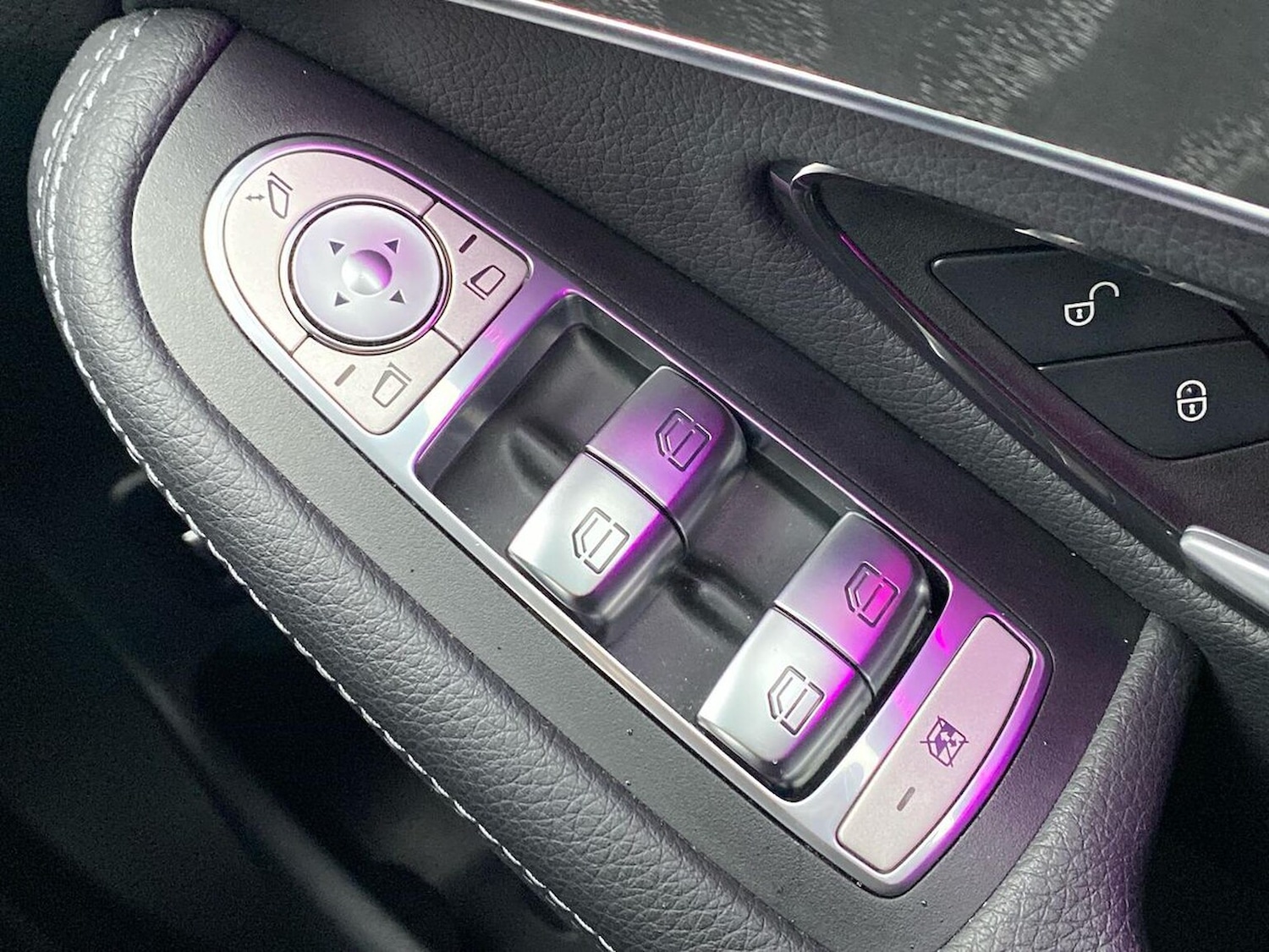 Used Mercedes-Benz GLC 2019 for sale - 76450579: Photo 21