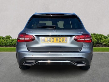 Used Mercedes-Benz C-Class 2019 for sale - 75475849: Photo