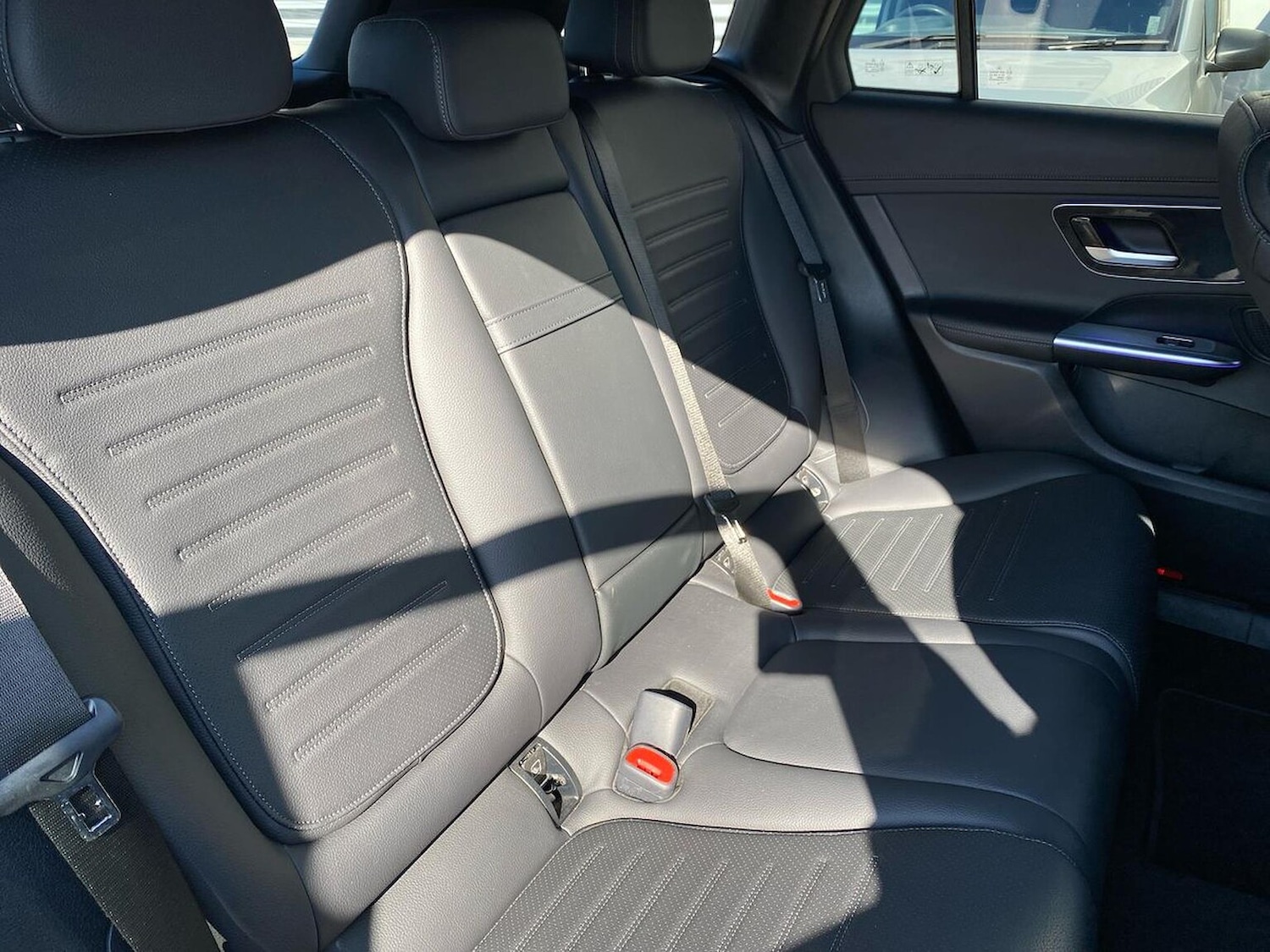 Used Mercedes-Benz GLC 2024 for sale - 76057960: Photo 16
