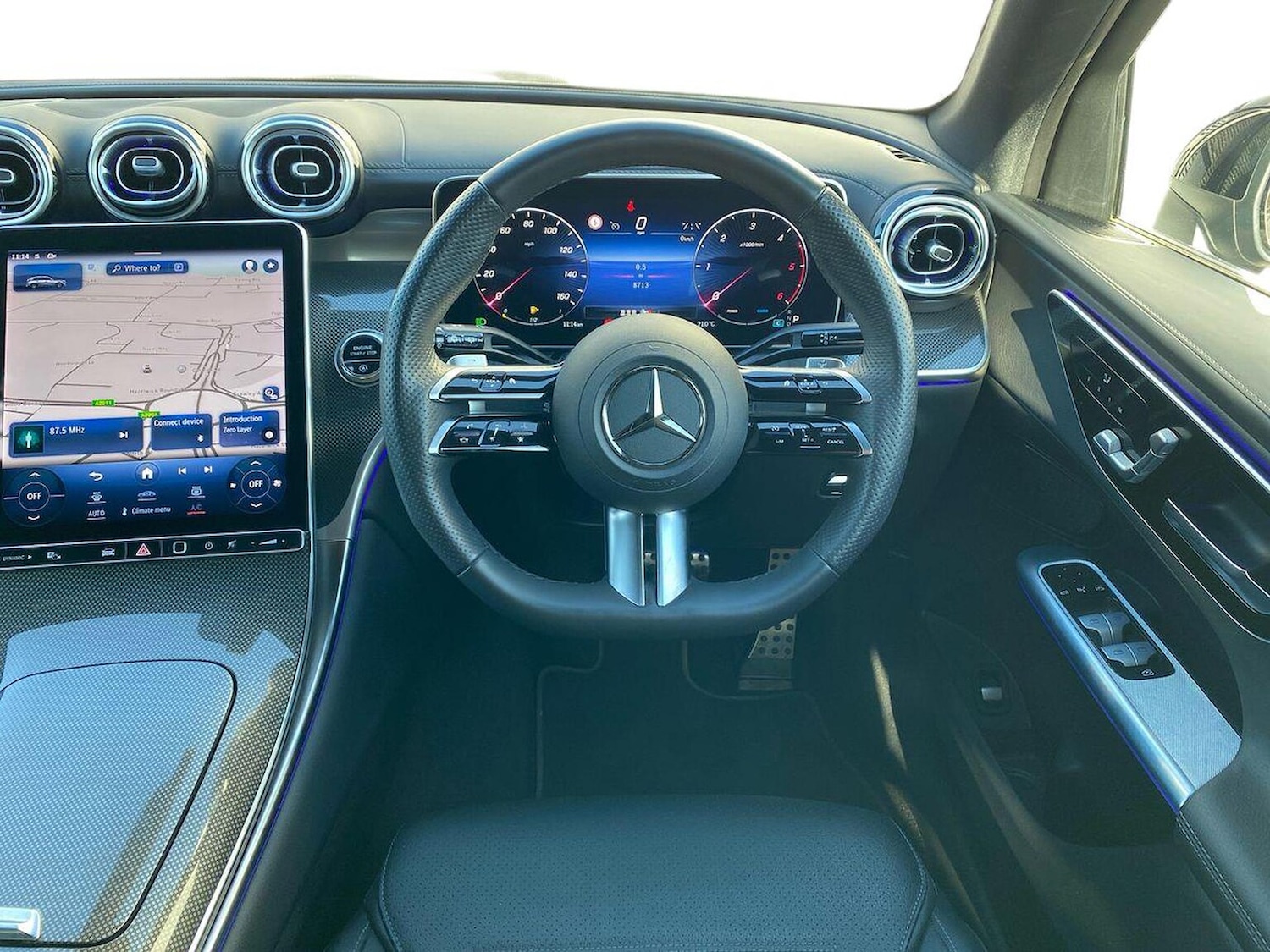 Used Mercedes-Benz GLC 2024 for sale - 76057960: Photo 9