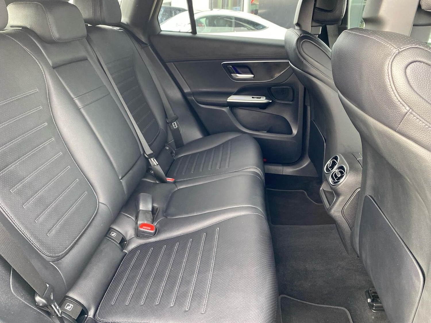 Used Mercedes-Benz GLC 2023 for sale - 77488854: Photo 16