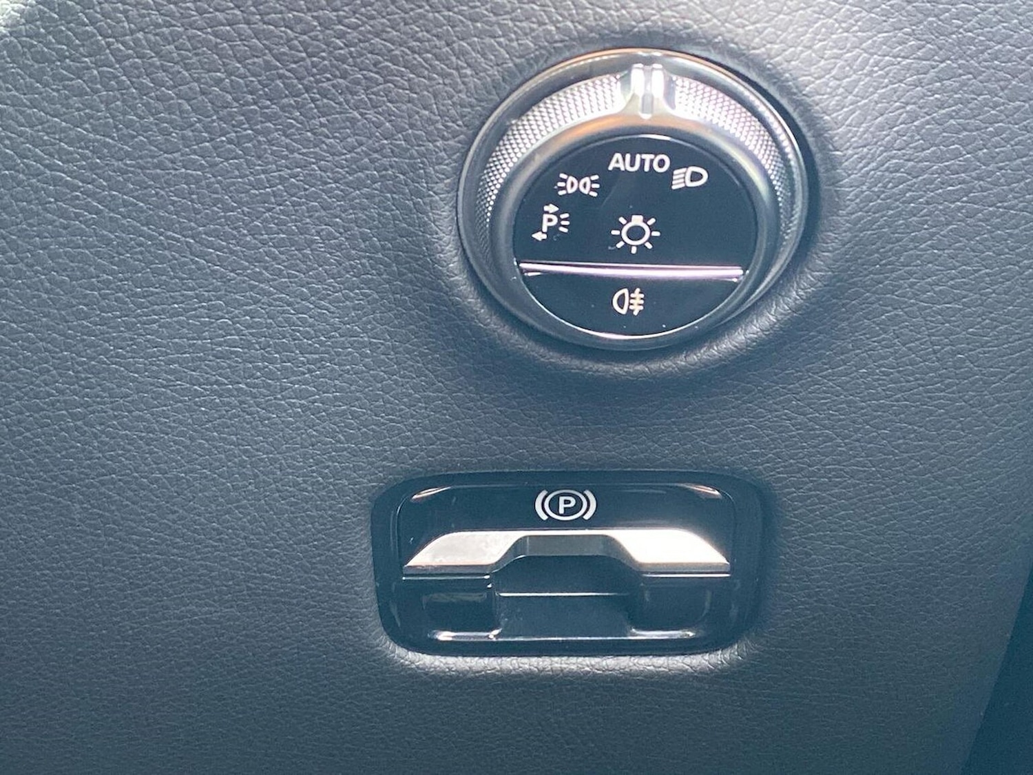 Used Mercedes-Benz GLC 2023 for sale - 77488854: Photo 22