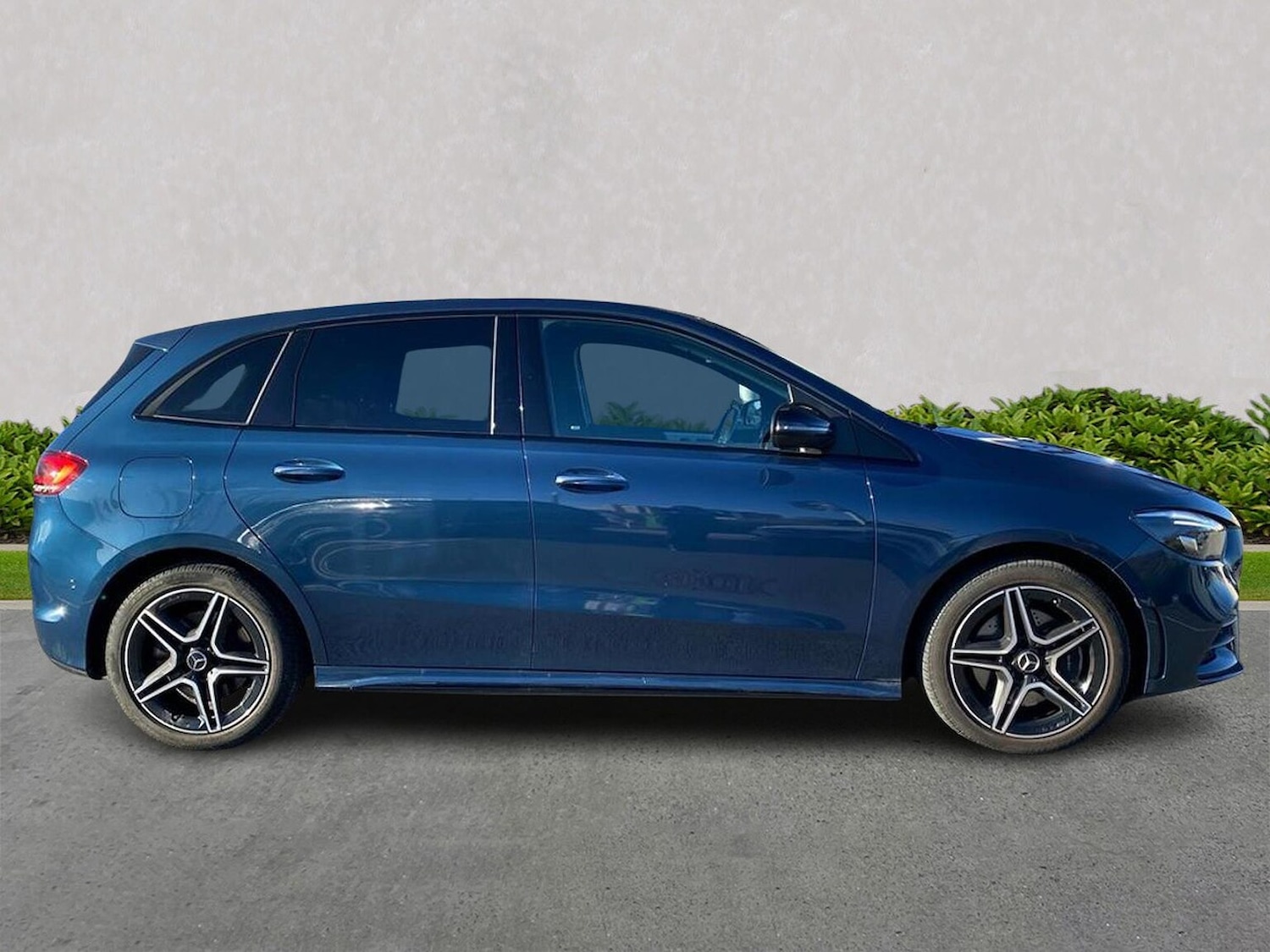 Used Mercedes-Benz B Class 2021 for sale - 76600136: Photo 3