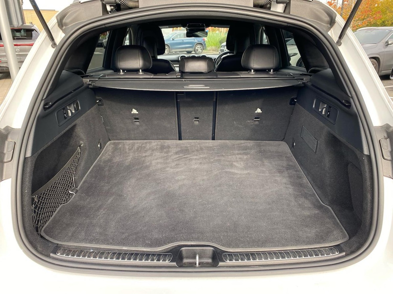 Used Mercedes-Benz GLC 2023 for sale - 76699436: Photo 17