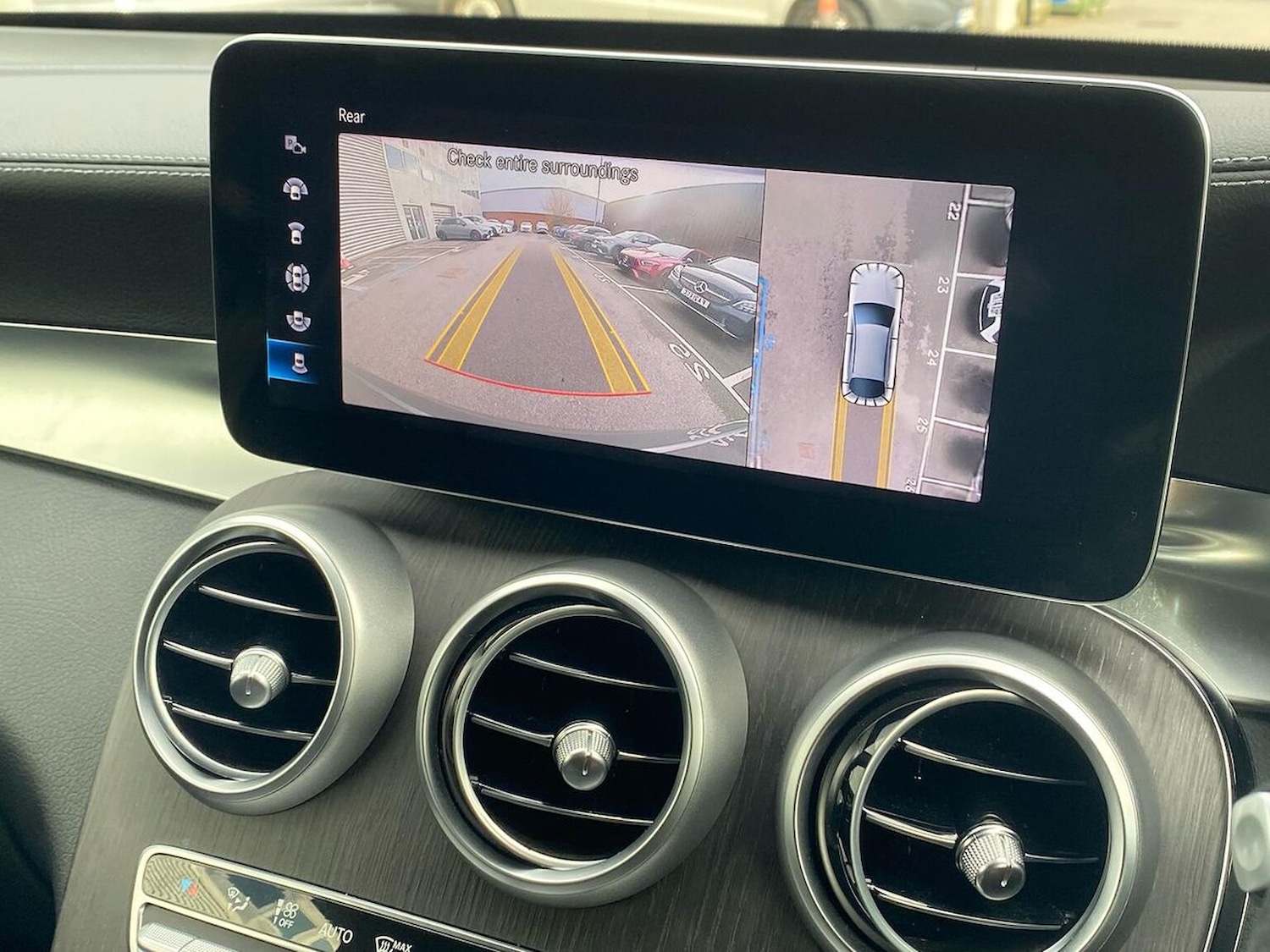 Used Mercedes-Benz GLC 2021 for sale - 76470973: Photo 23